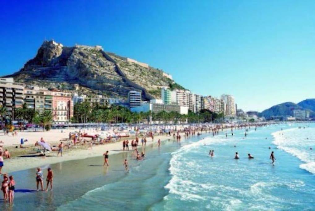 La Casita Azul Appartement Alicante Buitenkant foto